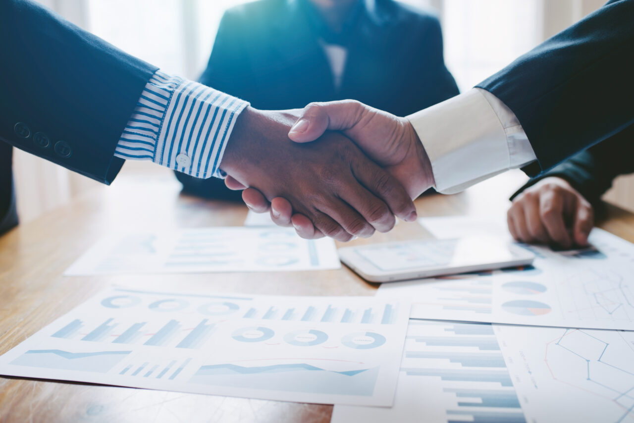 what should i know before i sign a contract for my business